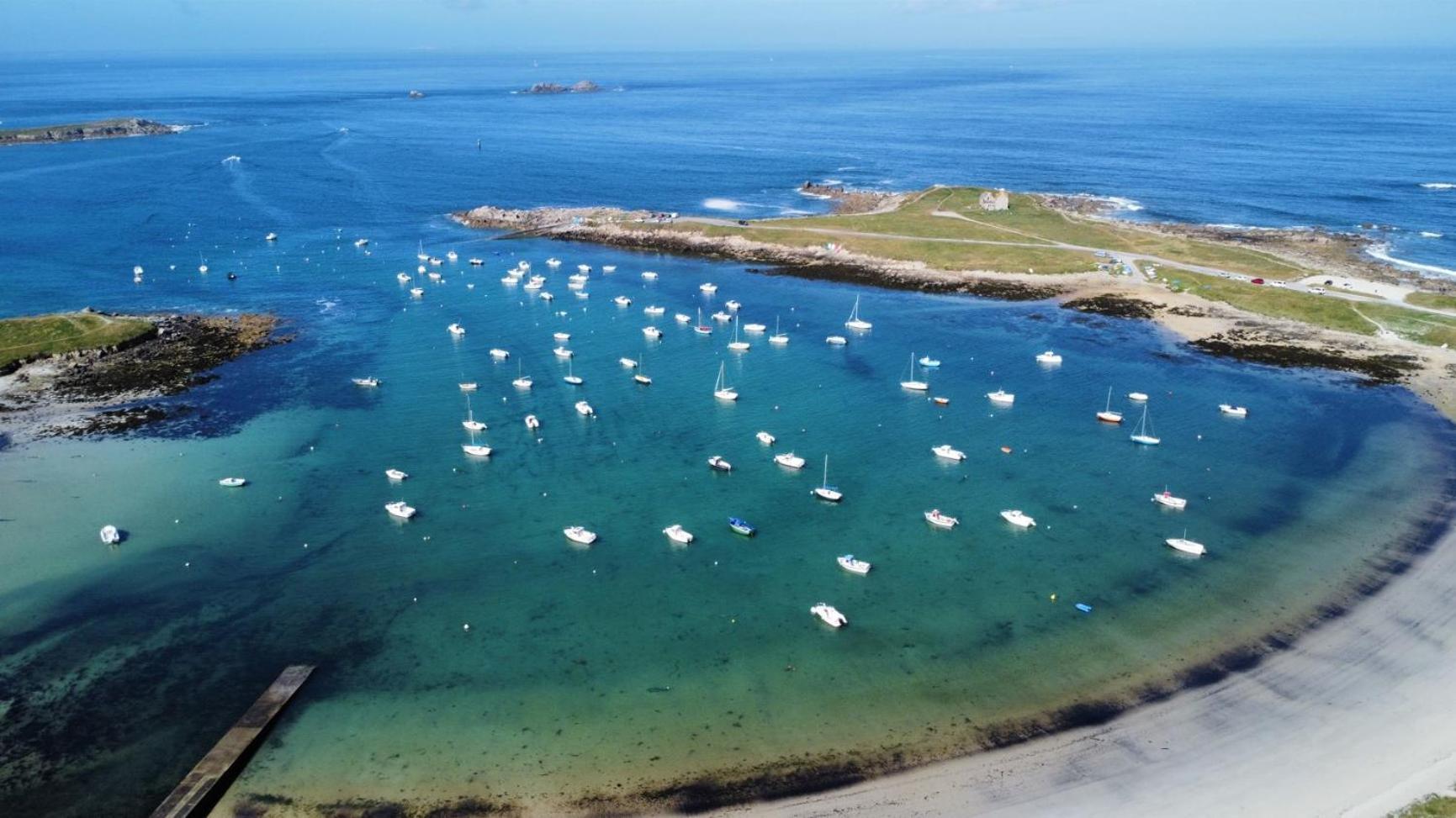 Ty Nevez - Jolie Maison Neuve Avec Petite Vue Mer Saint-Pabu  Exterior foto